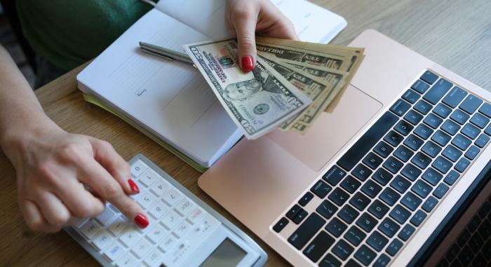 5 Must-Have Tech Gadgets for Every Entrepreneur in 2025